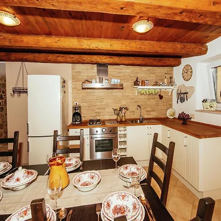 Zaton With Pool Near River Canyon Prázdninový dům *